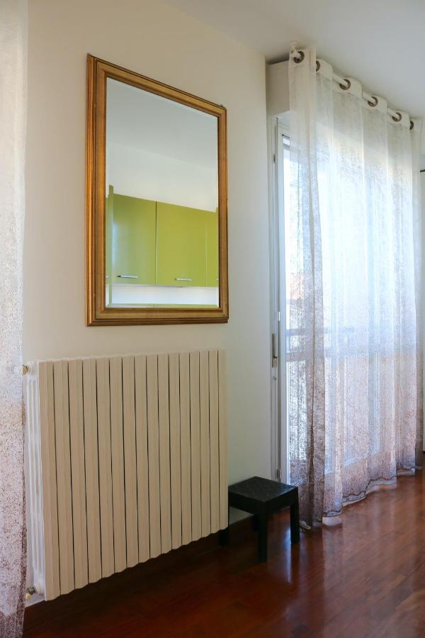 Happy Flat With Terrace Apartment Milan Luaran gambar