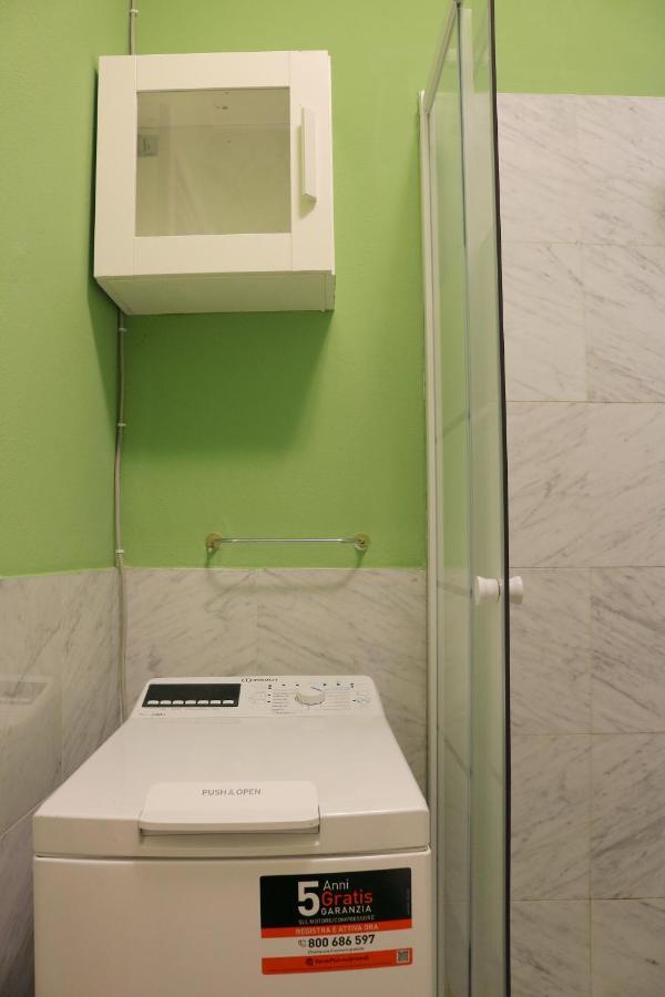 Happy Flat With Terrace Apartment Milan Luaran gambar