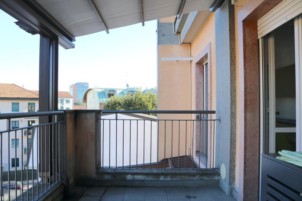 Happy Flat With Terrace Apartment Milan Luaran gambar